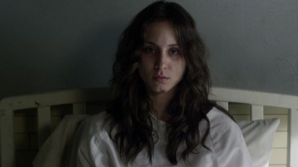 Pretty_Little_Liars_S03E21_BluRay_Rip_720p_Dual_Audio_WWW_TORRENTDOSFILMES_COM_2585.jpg
