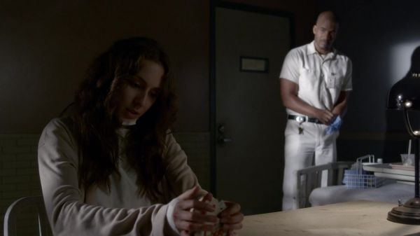 Pretty_Little_Liars_S03E22_BluRay_Rip_720p_Dual_Audio_WWW_TORRENTDOSFILMES_COM_0139.jpg
