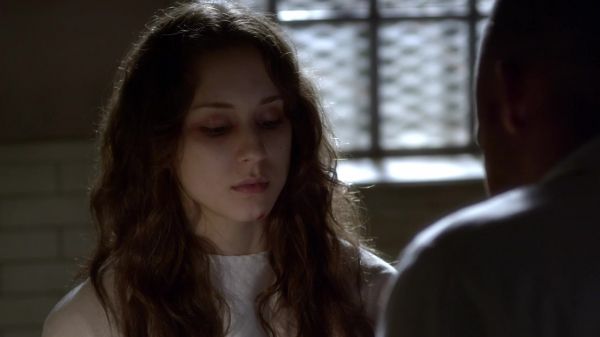 Pretty_Little_Liars_S03E22_BluRay_Rip_720p_Dual_Audio_WWW_TORRENTDOSFILMES_COM_0198.jpg