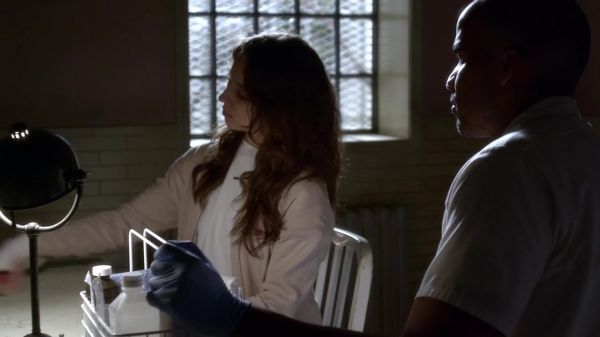 Pretty_Little_Liars_S03E22_BluRay_Rip_720p_Dual_Audio_WWW_TORRENTDOSFILMES_COM_0215.jpg