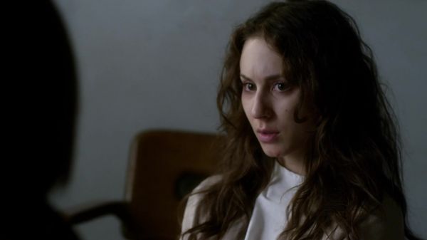 Pretty_Little_Liars_S03E22_BluRay_Rip_720p_Dual_Audio_WWW_TORRENTDOSFILMES_COM_0618.jpg