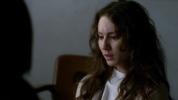 Pretty_Little_Liars_S03E22_BluRay_Rip_720p_Dual_Audio_WWW_TORRENTDOSFILMES_COM_0633.jpg