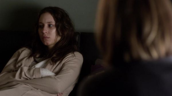 Pretty_Little_Liars_S03E22_BluRay_Rip_720p_Dual_Audio_WWW_TORRENTDOSFILMES_COM_0812.jpg