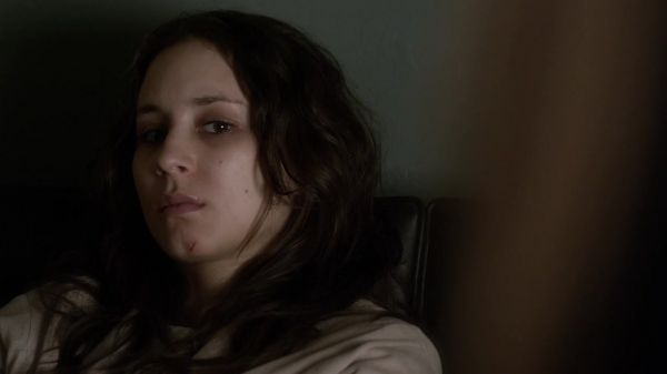 Pretty_Little_Liars_S03E22_BluRay_Rip_720p_Dual_Audio_WWW_TORRENTDOSFILMES_COM_0819.jpg