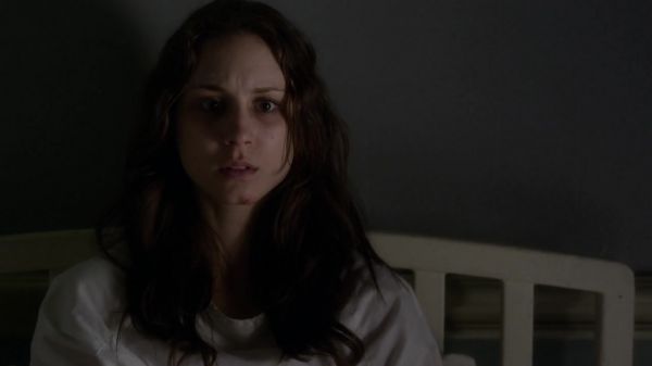 Pretty_Little_Liars_S03E22_BluRay_Rip_720p_Dual_Audio_WWW_TORRENTDOSFILMES_COM_0927.jpg