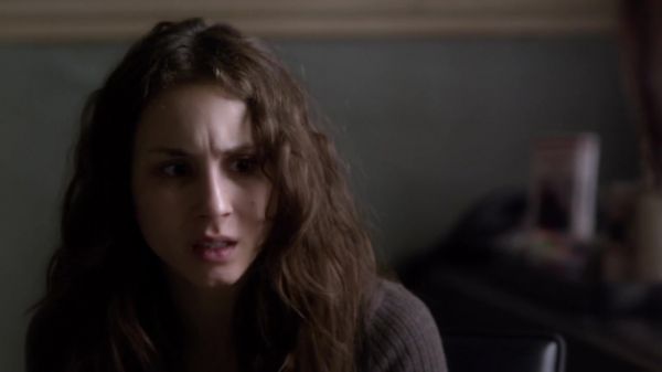Pretty_Little_Liars_S03E22_BluRay_Rip_720p_Dual_Audio_WWW_TORRENTDOSFILMES_COM_1116.jpg