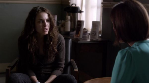 Pretty_Little_Liars_S03E22_BluRay_Rip_720p_Dual_Audio_WWW_TORRENTDOSFILMES_COM_1122.jpg