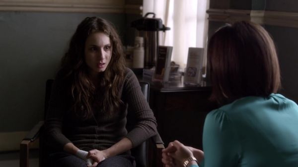 Pretty_Little_Liars_S03E22_BluRay_Rip_720p_Dual_Audio_WWW_TORRENTDOSFILMES_COM_1159.jpg