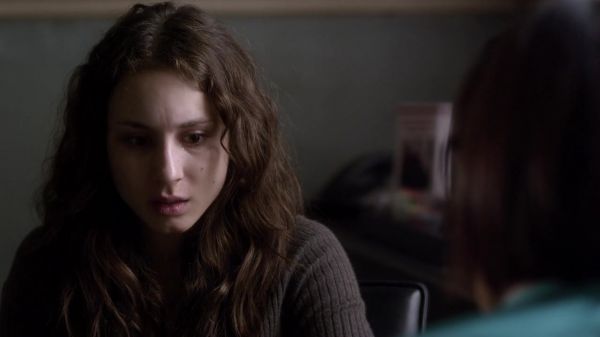 Pretty_Little_Liars_S03E22_BluRay_Rip_720p_Dual_Audio_WWW_TORRENTDOSFILMES_COM_1166.jpg