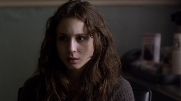 Pretty_Little_Liars_S03E22_BluRay_Rip_720p_Dual_Audio_WWW_TORRENTDOSFILMES_COM_1196.jpg