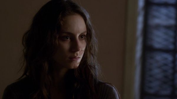 Pretty_Little_Liars_S03E22_BluRay_Rip_720p_Dual_Audio_WWW_TORRENTDOSFILMES_COM_1492.jpg