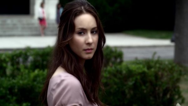 Pretty_Little_Liars_S03E22_BluRay_Rip_720p_Dual_Audio_WWW_TORRENTDOSFILMES_COM_1578.jpg