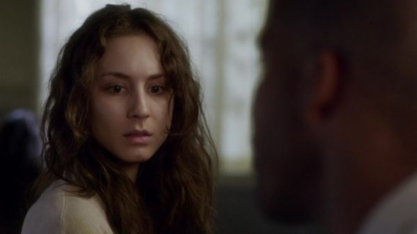 Pretty_Little_Liars_S03E22_BluRay_Rip_720p_Dual_Audio_WWW_TORRENTDOSFILMES_COM_1784.jpg