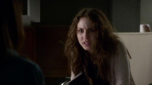 Pretty_Little_Liars_S03E22_BluRay_Rip_720p_Dual_Audio_WWW_TORRENTDOSFILMES_COM_2204.jpg