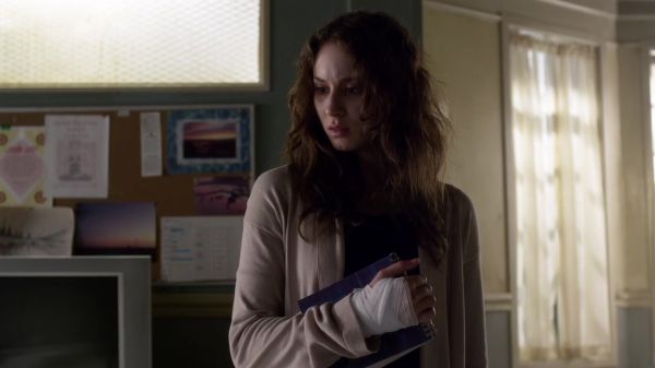 Pretty_Little_Liars_S03E22_BluRay_Rip_720p_Dual_Audio_WWW_TORRENTDOSFILMES_COM_2221.jpg