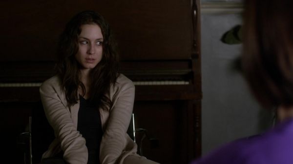 Pretty_Little_Liars_S03E22_BluRay_Rip_720p_Dual_Audio_WWW_TORRENTDOSFILMES_COM_2448.jpg