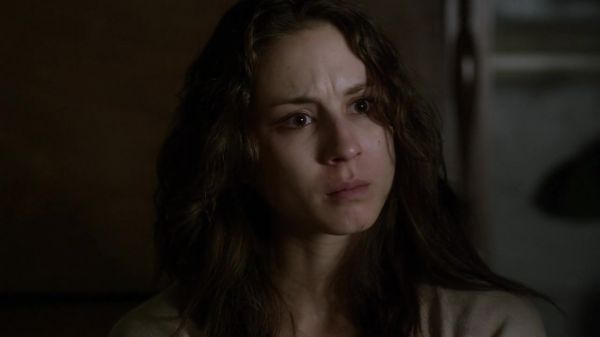 Pretty_Little_Liars_S03E22_BluRay_Rip_720p_Dual_Audio_WWW_TORRENTDOSFILMES_COM_2503.jpg