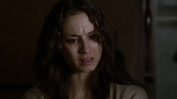 Pretty_Little_Liars_S03E22_BluRay_Rip_720p_Dual_Audio_WWW_TORRENTDOSFILMES_COM_2507.jpg