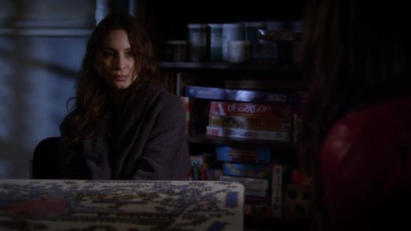 Pretty_Little_Liars_S03E23_BluRay_Rip_720p_Dual_Audio_WWW_TORRENTDOSFILMES_COM_0083.jpg