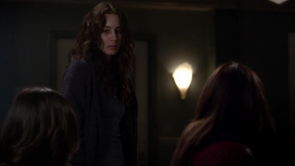 Pretty_Little_Liars_S03E23_BluRay_Rip_720p_Dual_Audio_WWW_TORRENTDOSFILMES_COM_0178.jpg