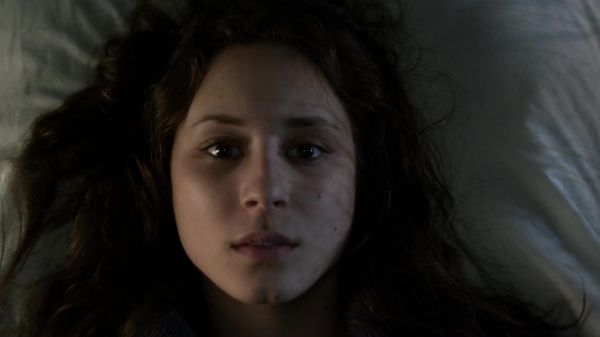 Pretty_Little_Liars_S03E23_BluRay_Rip_720p_Dual_Audio_WWW_TORRENTDOSFILMES_COM_0211.jpg