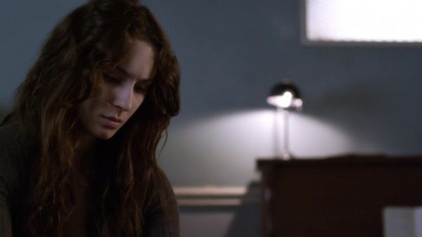 Pretty_Little_Liars_S03E23_BluRay_Rip_720p_Dual_Audio_WWW_TORRENTDOSFILMES_COM_0691.jpg