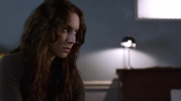 Pretty_Little_Liars_S03E23_BluRay_Rip_720p_Dual_Audio_WWW_TORRENTDOSFILMES_COM_0692.jpg