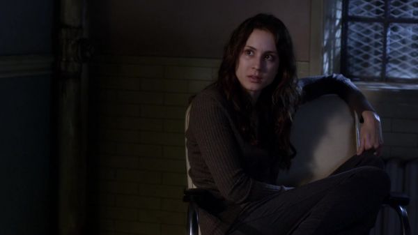 Pretty_Little_Liars_S03E23_BluRay_Rip_720p_Dual_Audio_WWW_TORRENTDOSFILMES_COM_0997.jpg