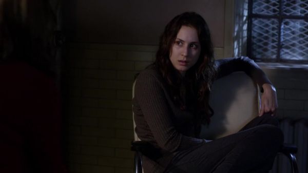 Pretty_Little_Liars_S03E23_BluRay_Rip_720p_Dual_Audio_WWW_TORRENTDOSFILMES_COM_1007.jpg
