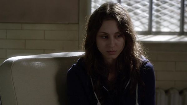 Pretty_Little_Liars_S03E23_BluRay_Rip_720p_Dual_Audio_WWW_TORRENTDOSFILMES_COM_1357.jpg
