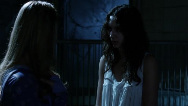Pretty_Little_Liars_S03E23_BluRay_Rip_720p_Dual_Audio_WWW_TORRENTDOSFILMES_COM_2065.jpg