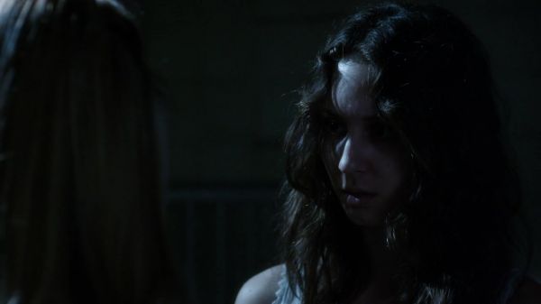 Pretty_Little_Liars_S03E23_BluRay_Rip_720p_Dual_Audio_WWW_TORRENTDOSFILMES_COM_2070.jpg