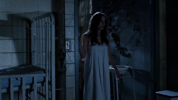 Pretty_Little_Liars_S03E23_BluRay_Rip_720p_Dual_Audio_WWW_TORRENTDOSFILMES_COM_2086.jpg
