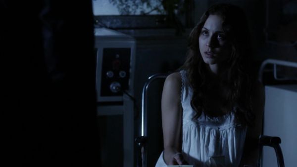 Pretty_Little_Liars_S03E23_BluRay_Rip_720p_Dual_Audio_WWW_TORRENTDOSFILMES_COM_2265.jpg