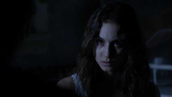 Pretty_Little_Liars_S03E23_BluRay_Rip_720p_Dual_Audio_WWW_TORRENTDOSFILMES_COM_2306.jpg