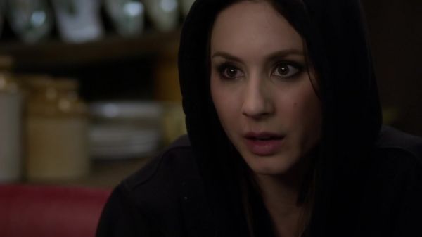 Pretty_Little_Liars_S03E24_BluRay_Rip_720p_Dual_Audio_WWW_TORRENTDOSFILMES_COM_0907.jpg