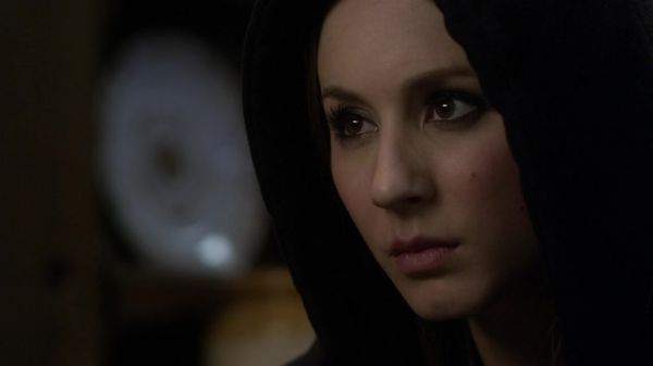 Pretty_Little_Liars_S03E24_BluRay_Rip_720p_Dual_Audio_WWW_TORRENTDOSFILMES_COM_0930.jpg