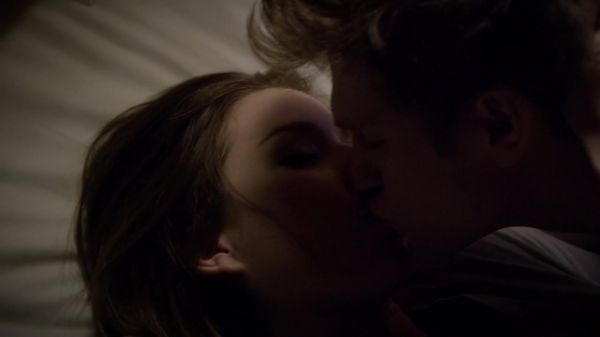 Pretty_Little_Liars_S03E24_BluRay_Rip_720p_Dual_Audio_WWW_TORRENTDOSFILMES_COM_1385.jpg