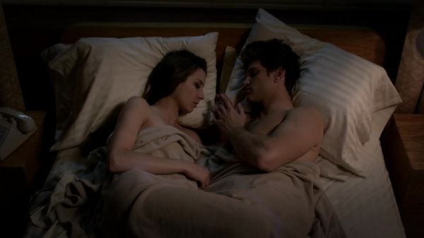 Pretty_Little_Liars_S03E24_BluRay_Rip_720p_Dual_Audio_WWW_TORRENTDOSFILMES_COM_1413.jpg
