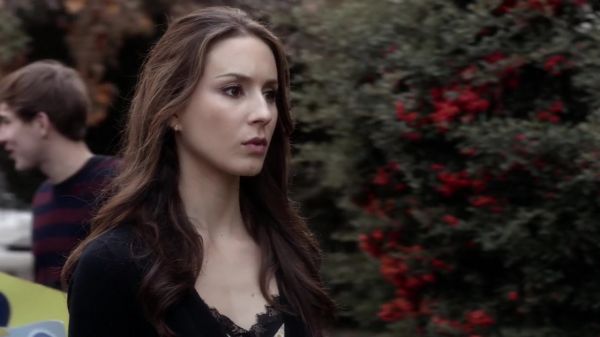 Pretty_Little_Liars_S03E24_BluRay_Rip_720p_Dual_Audio_WWW_TORRENTDOSFILMES_COM_1548.jpg