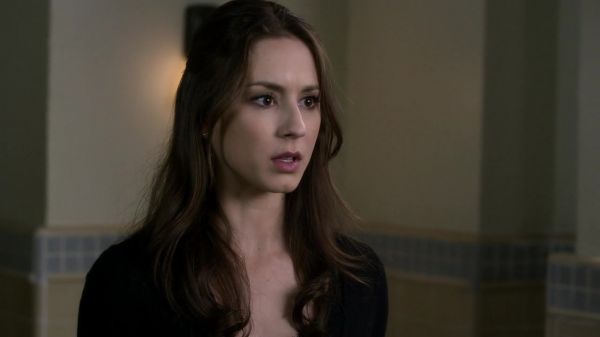 Pretty_Little_Liars_S03E24_BluRay_Rip_720p_Dual_Audio_WWW_TORRENTDOSFILMES_COM_1635.jpg