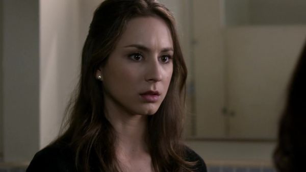 Pretty_Little_Liars_S03E24_BluRay_Rip_720p_Dual_Audio_WWW_TORRENTDOSFILMES_COM_1645.jpg