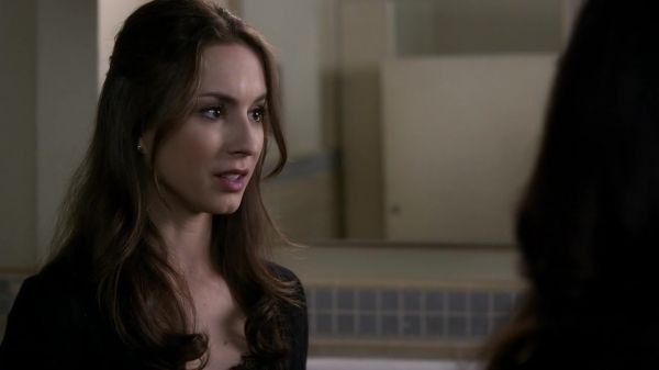 Pretty_Little_Liars_S03E24_BluRay_Rip_720p_Dual_Audio_WWW_TORRENTDOSFILMES_COM_1688.jpg