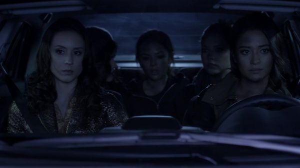 Pretty_Little_Liars_S03E24_BluRay_Rip_720p_Dual_Audio_WWW_TORRENTDOSFILMES_COM_2362.jpg