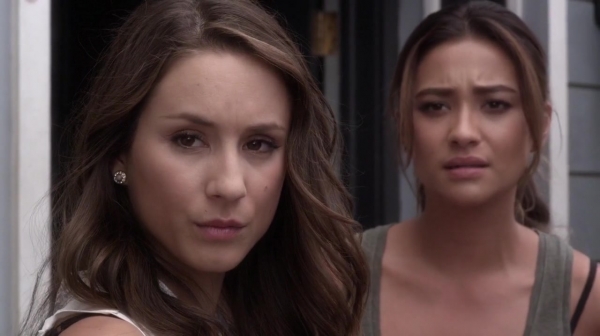 Pretty_Little_Liars_S05E18_Mini_720p_WEB-DL_Dual_RMZ-Dinho_0094.jpg