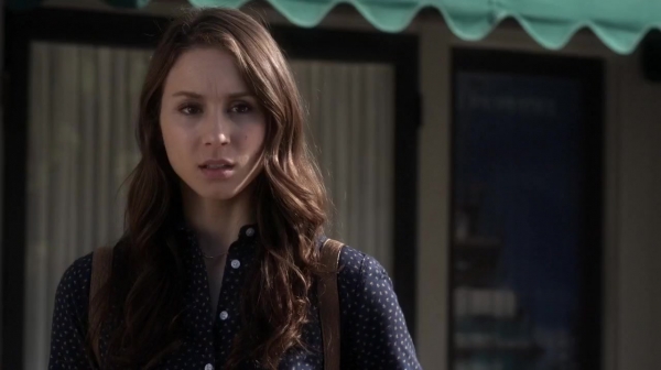 Pretty_Little_Liars_S05E23_Mini_720p_WEB-DL_Dual_RMZ-Dinho_0404.jpg
