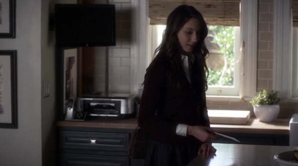Pretty_Little_Liars_S05E23_Mini_720p_WEB-DL_Dual_RMZ-Dinho_1523.jpg
