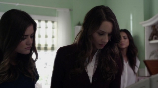 Pretty_Little_Liars_S05E23_Mini_720p_WEB-DL_Dual_RMZ-Dinho_2129.jpg