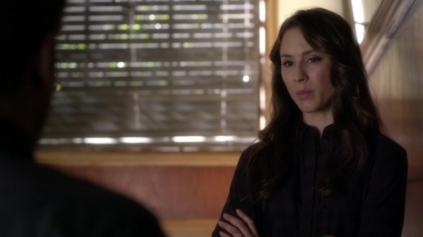 Pretty_Little_Liars_S05E24_Mini_720p_WEB-DL_Dual_RMZ-Dinho_0297.jpg