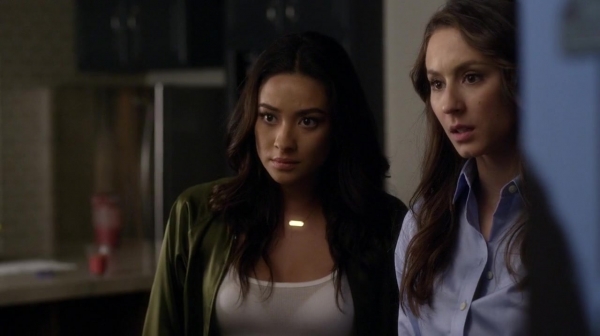 Pretty_Little_Liars_S05E24_Mini_720p_WEB-DL_Dual_RMZ-Dinho_1479.jpg